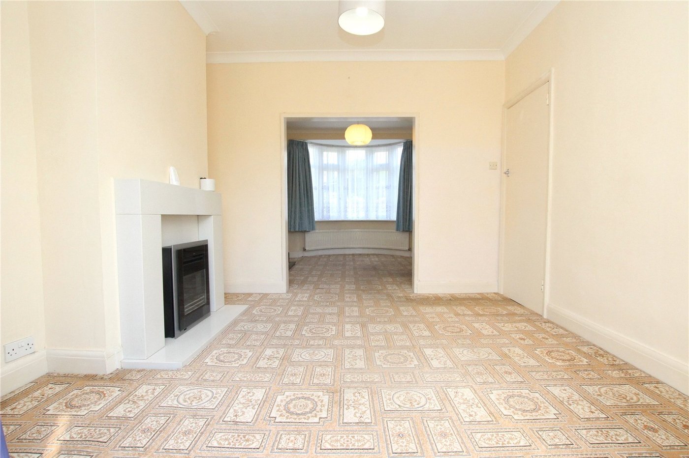 3 bedroom house for sale in Shooters Hill | Robinson Jackson