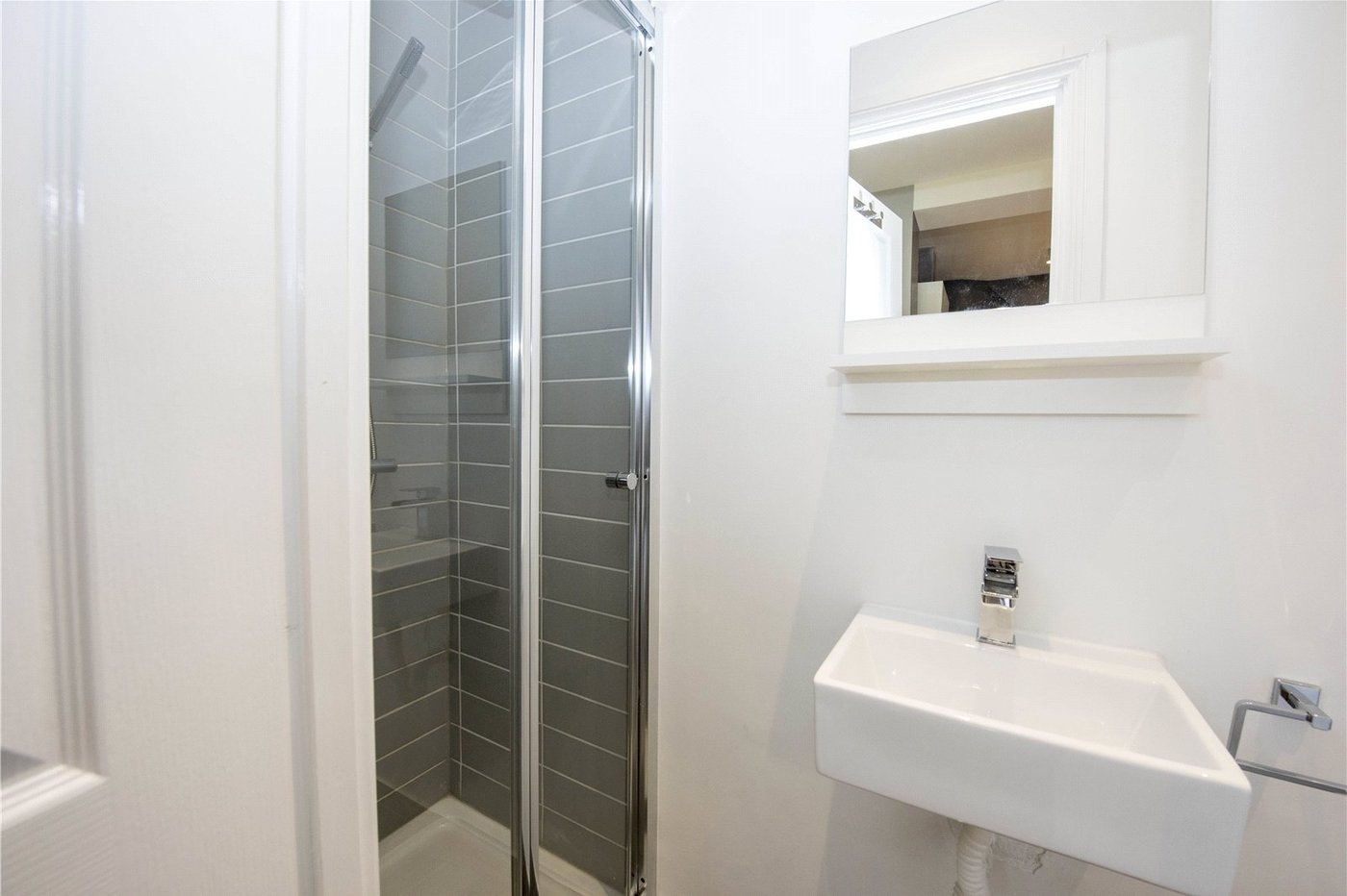 3 bedroom house for sale in Shooters Hill | Robinson Jackson
