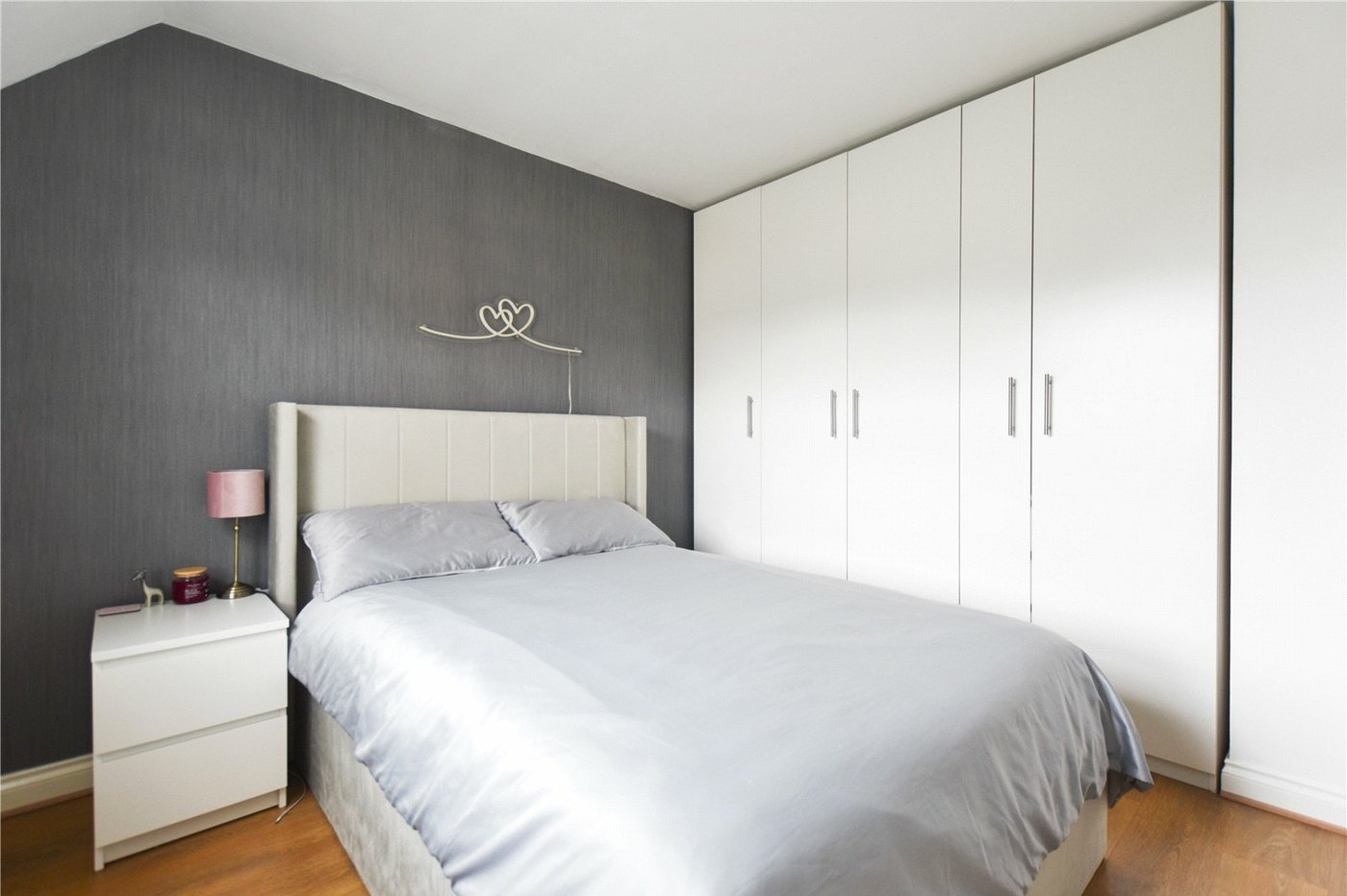 4 bedroom property for sale in Dartford | Robinson Jackson