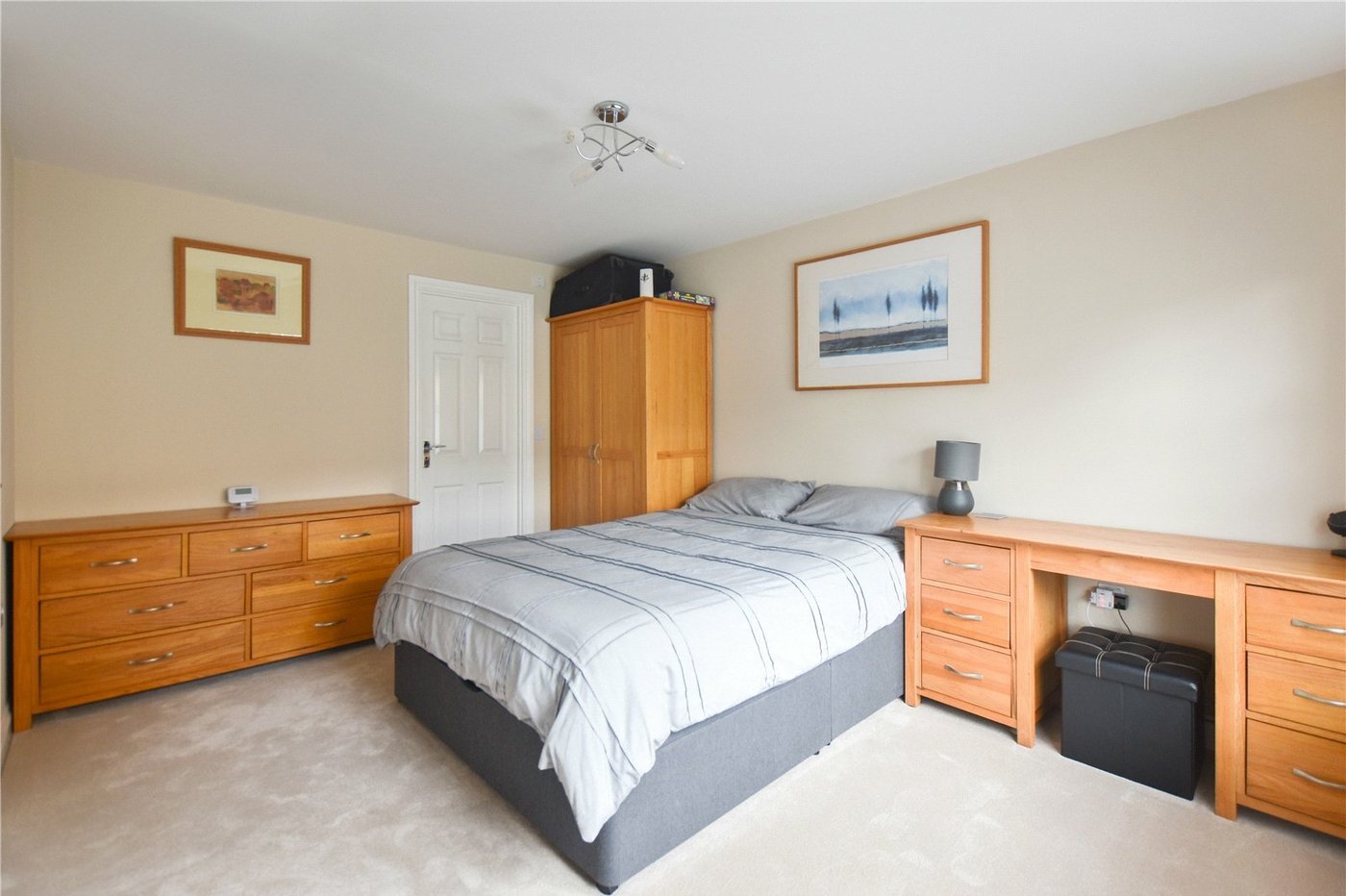 4 bedroom property for sale in Dartford | Robinson Jackson