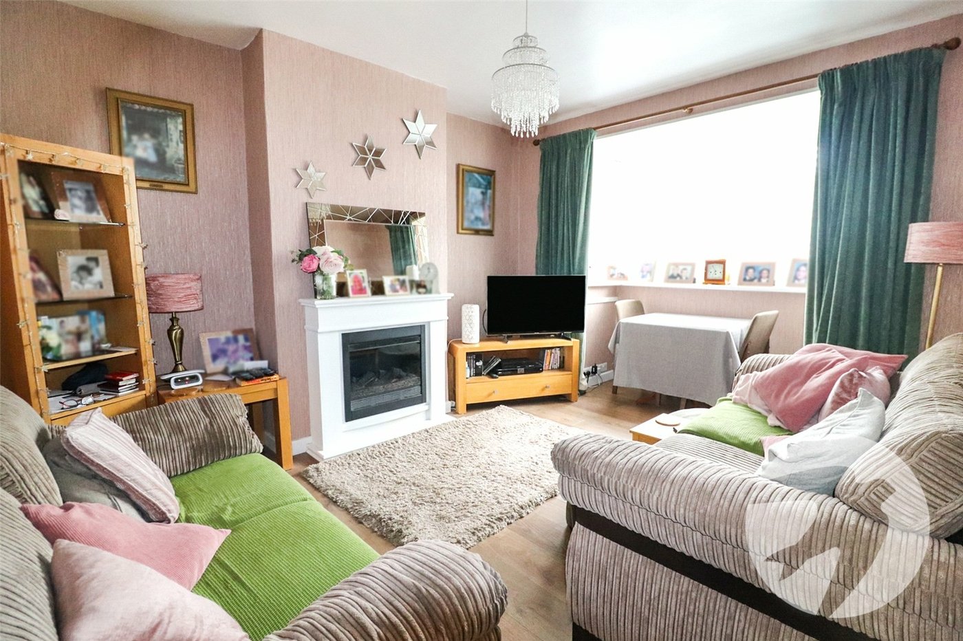 3 bedroom house for sale in Erith | Robinson Jackson