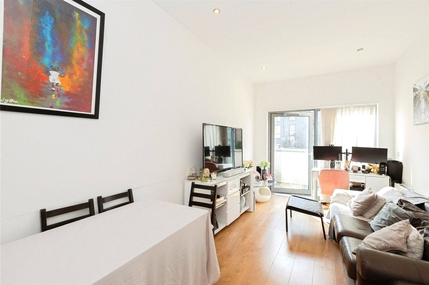 1 bedroom property for sale in London | Robinson Jackson