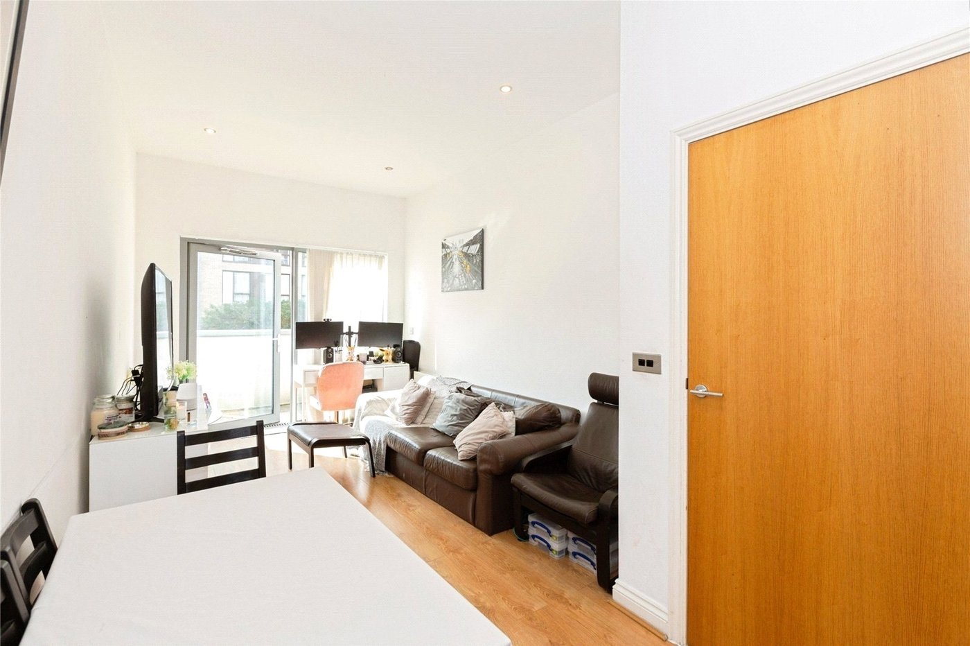 1 bedroom property for sale in London | Robinson Jackson
