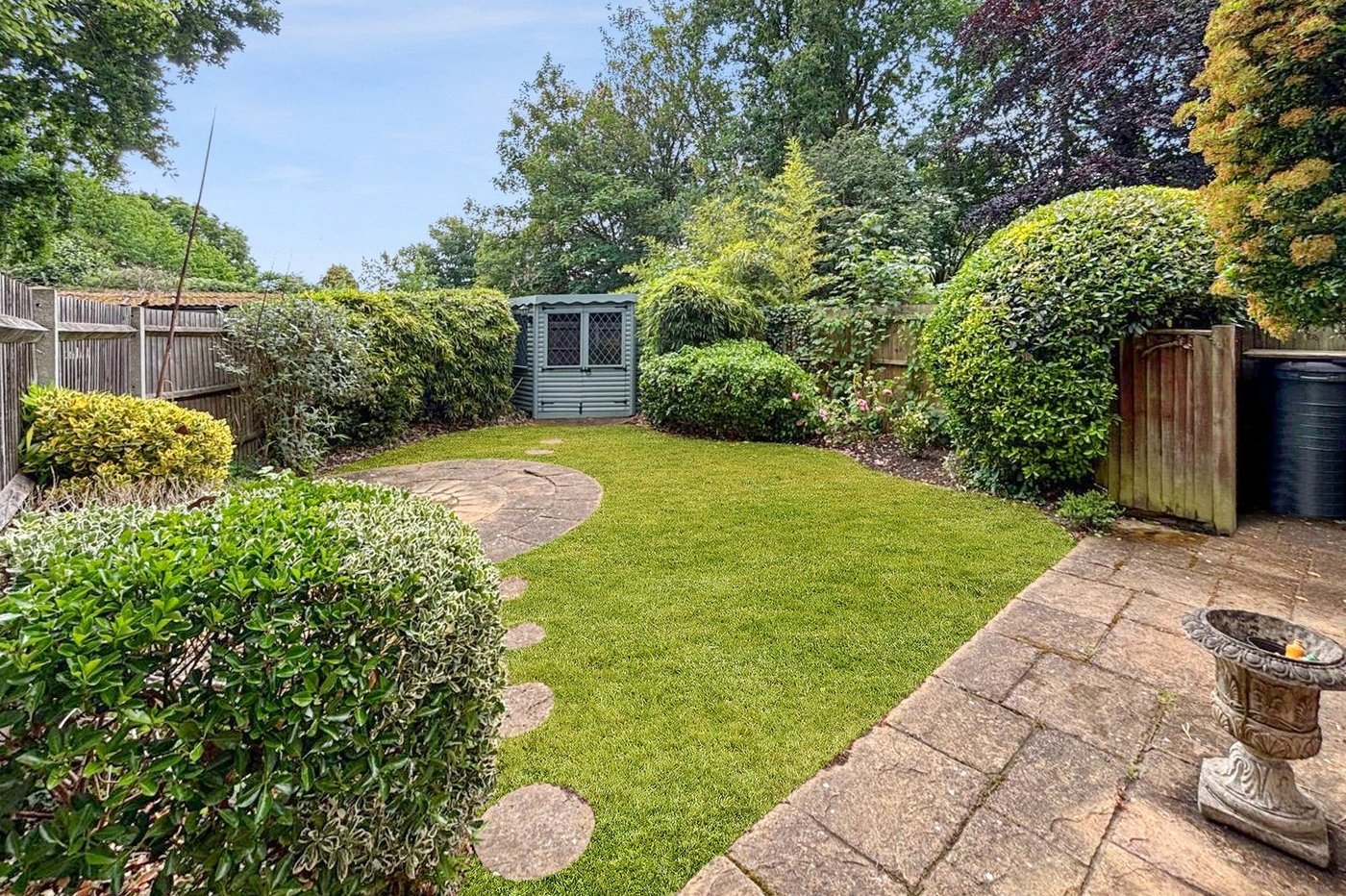 2 bedroom property for sale in Bexley | Robinson Jackson