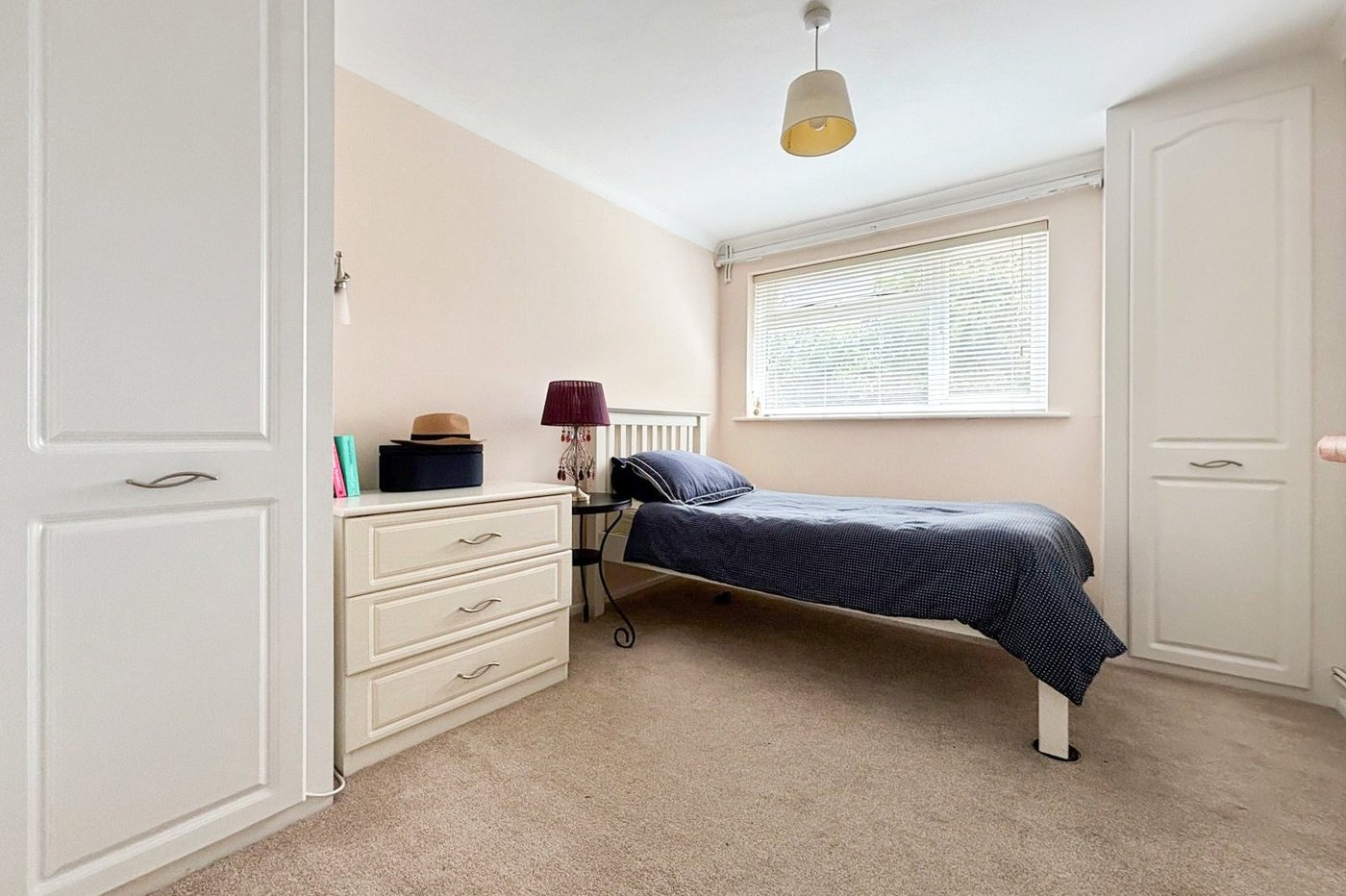 2 bedroom property for sale in Bexley | Robinson Jackson