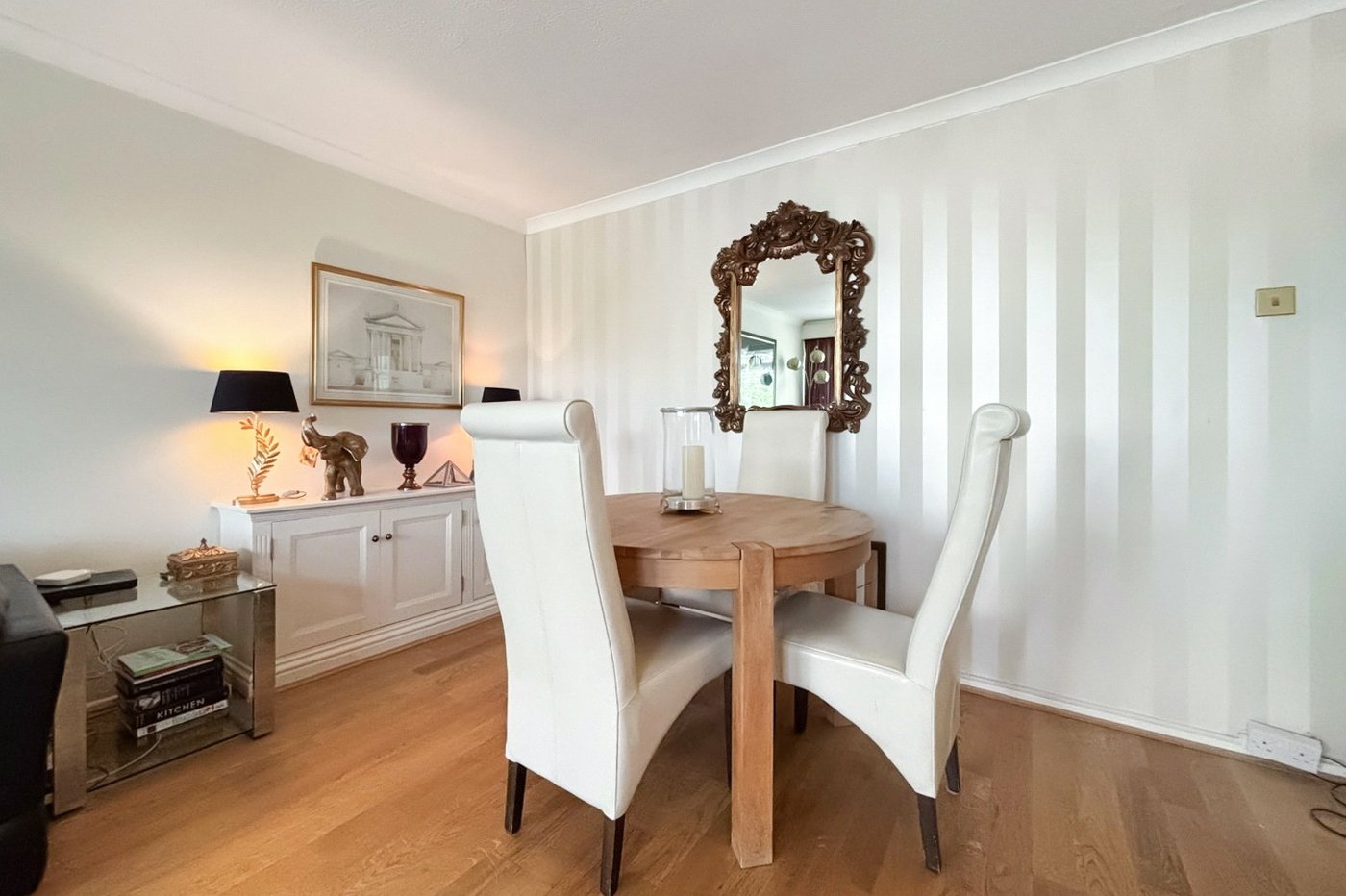 2 bedroom property for sale in Bexley | Robinson Jackson