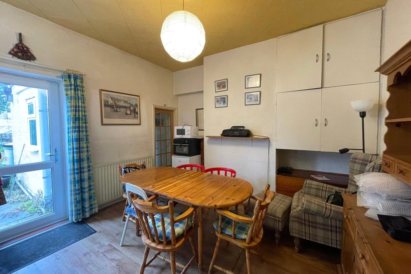 3 bedroom house for sale in London | Robinson Jackson