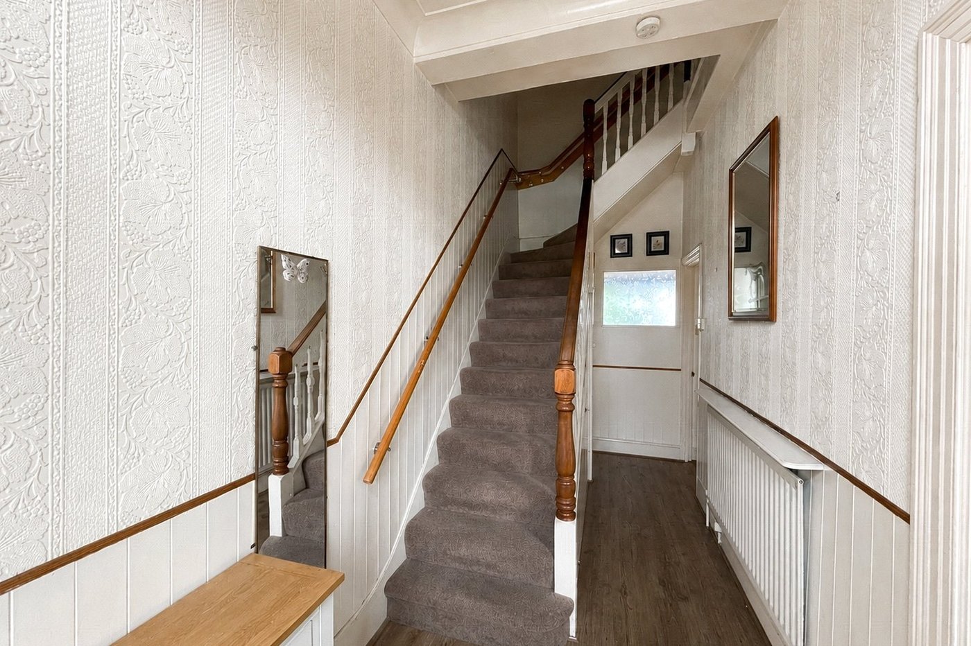 3 bedroom house for sale in London | Robinson Jackson