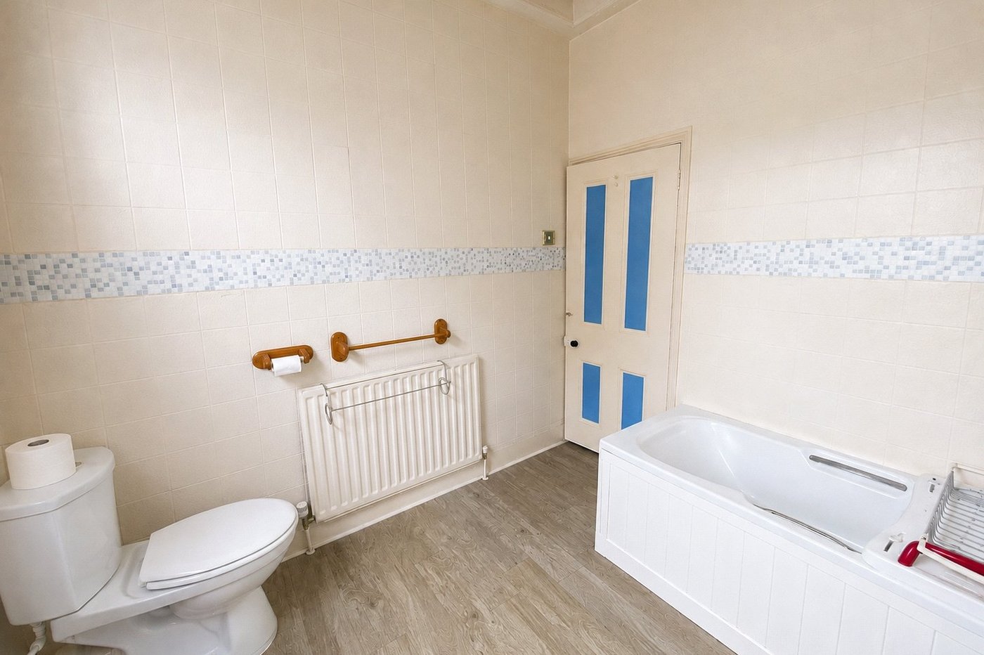 3 bedroom house for sale in London | Robinson Jackson
