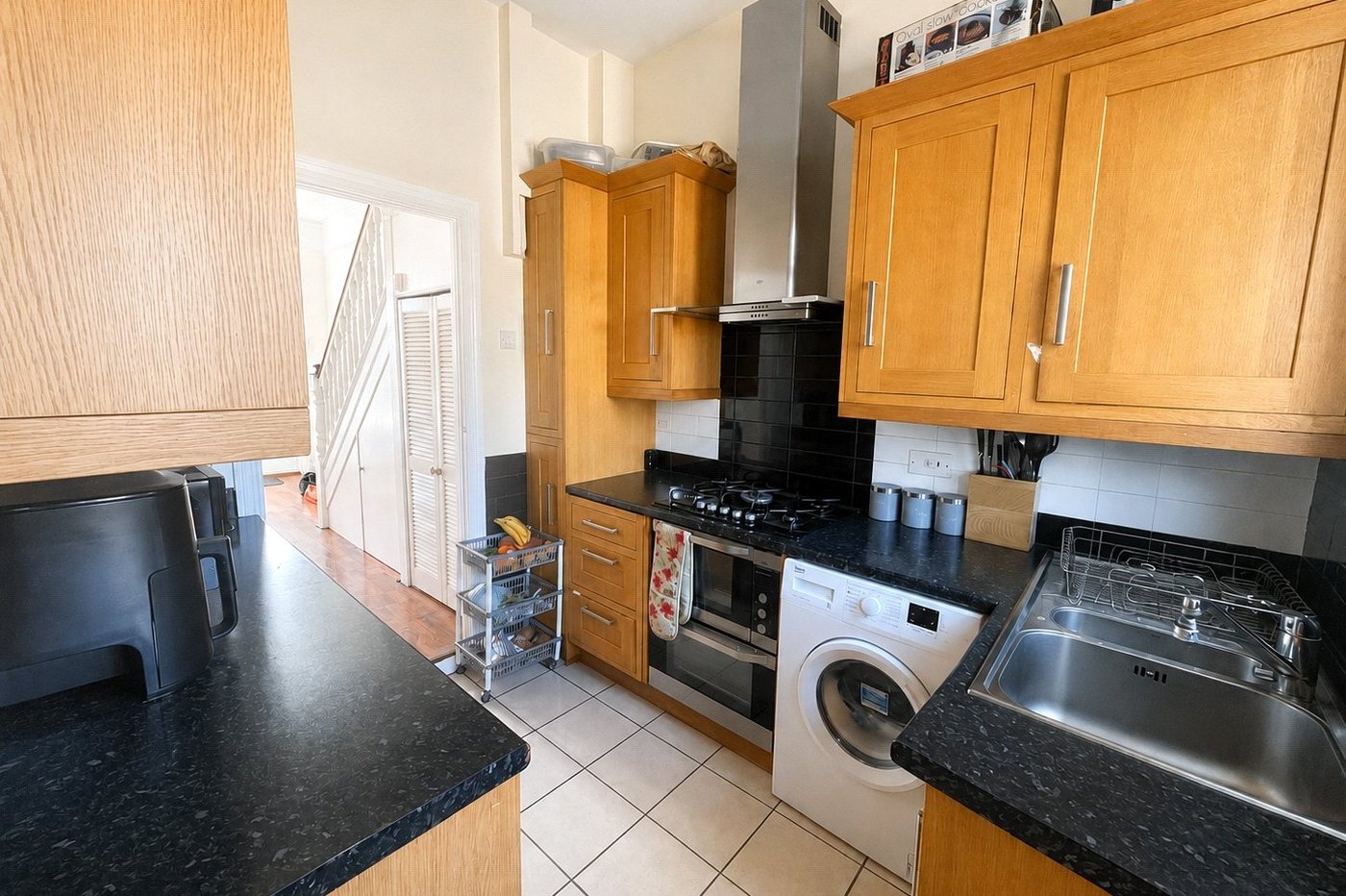 3 bedroom house for sale in London | Robinson Jackson