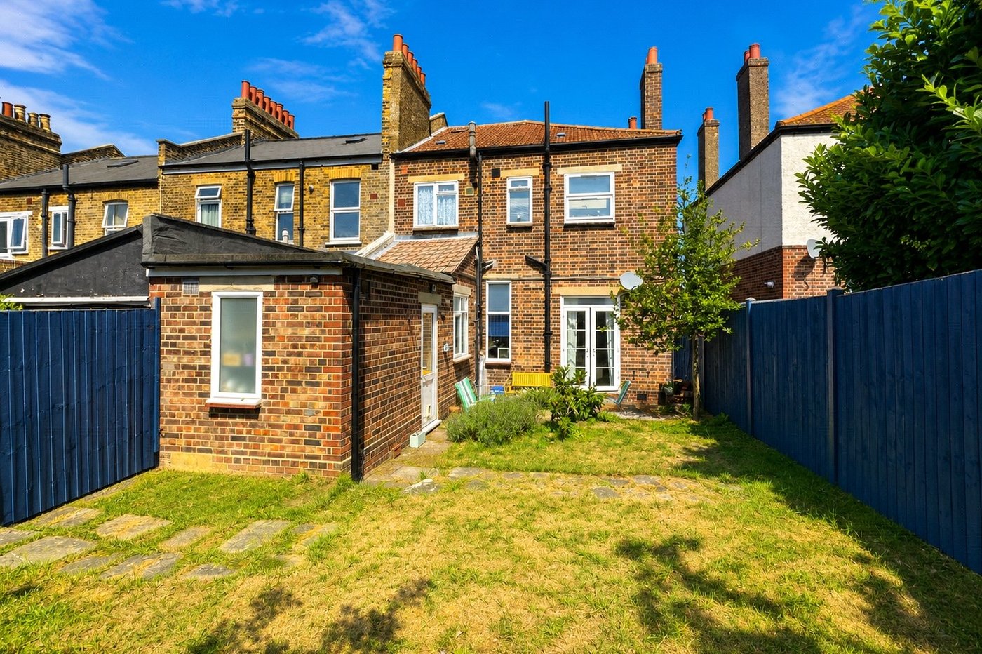 1 bedroom property for sale in London | Robinson Jackson
