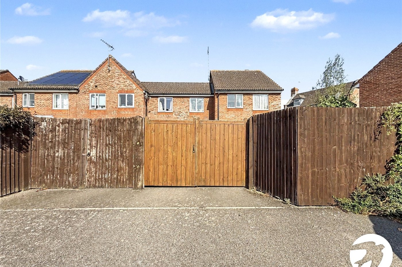 3 bedroom house for sale in Sittingbourne | Robinson Michael & Jackson