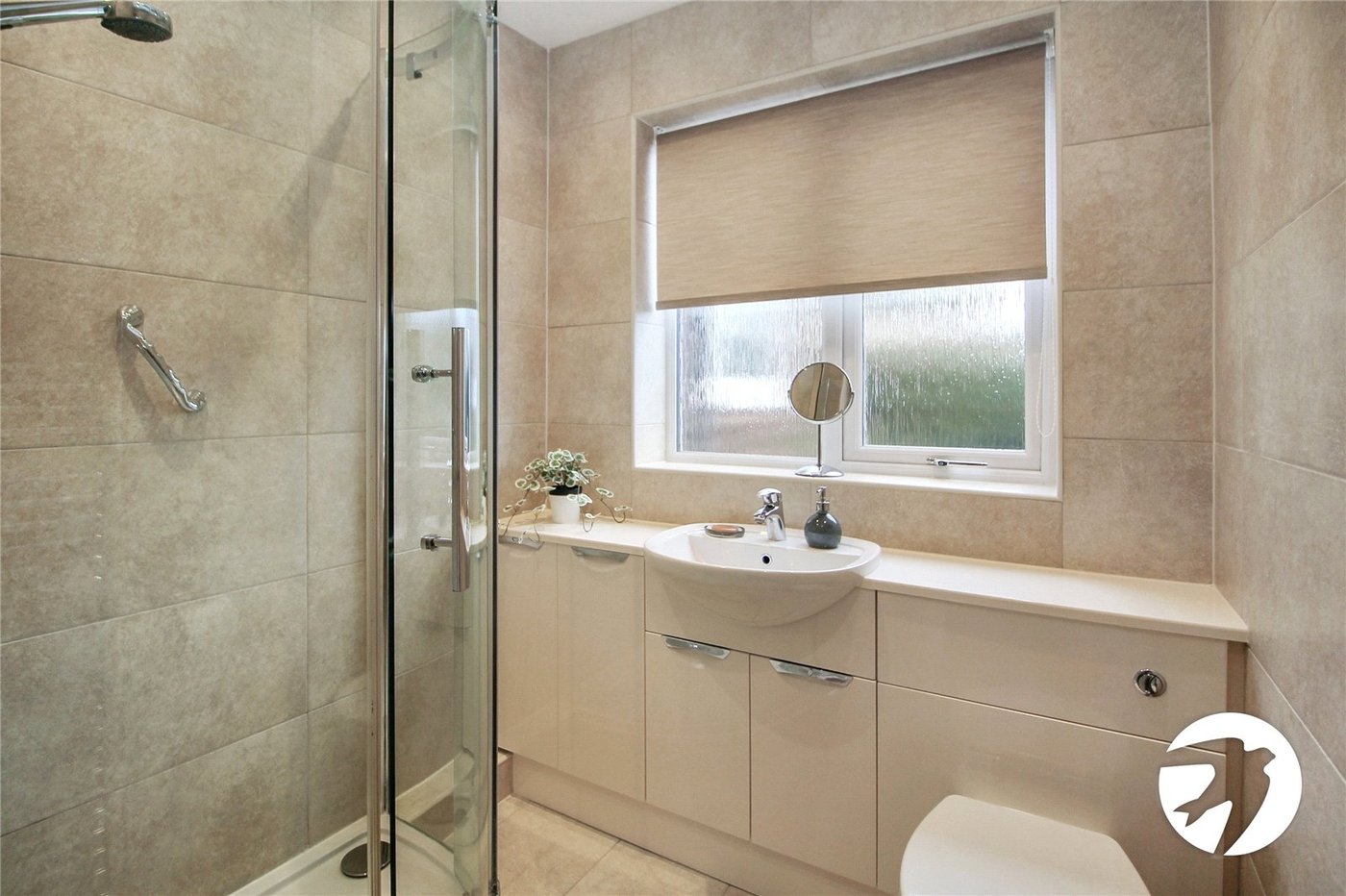 2 bedroom bungalow for sale in Rochester | Robinson Michael & Jackson