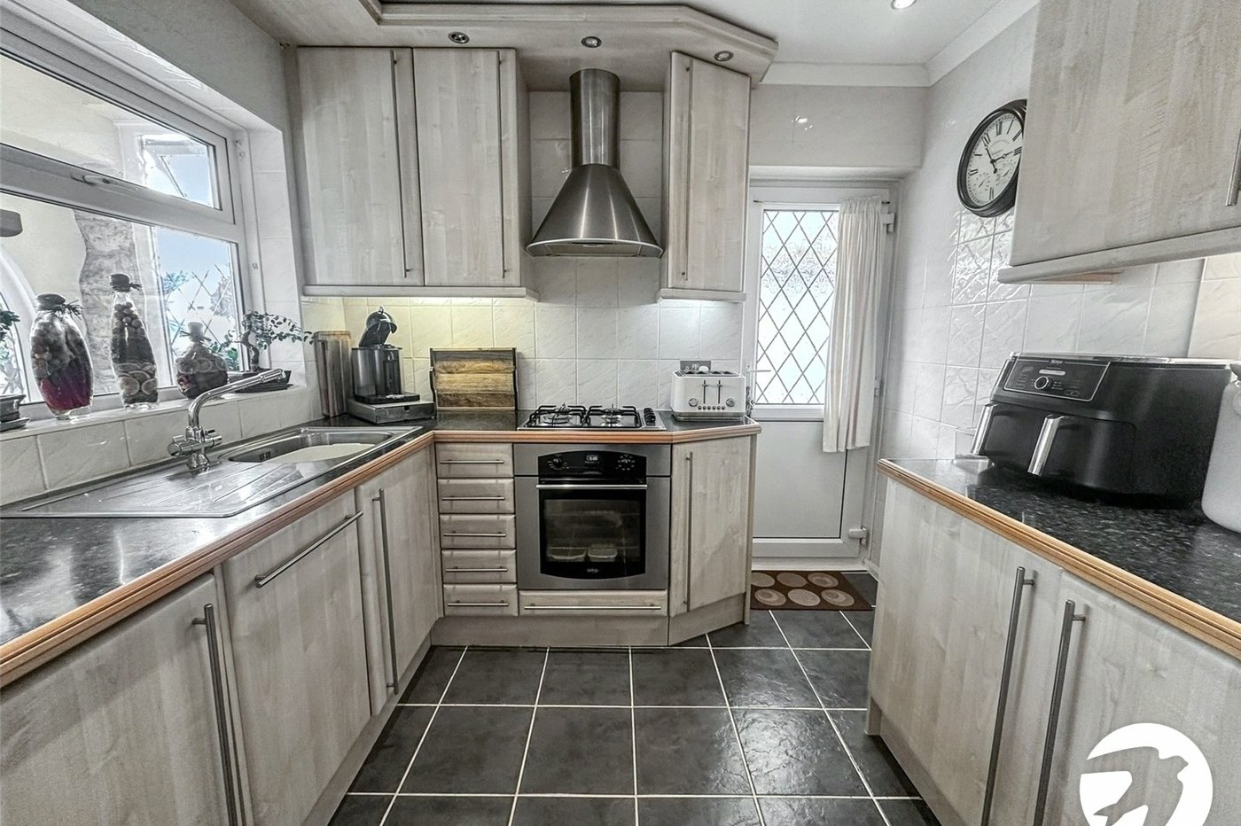 2 bedroom bungalow for sale in Rochester | Robinson Michael & Jackson