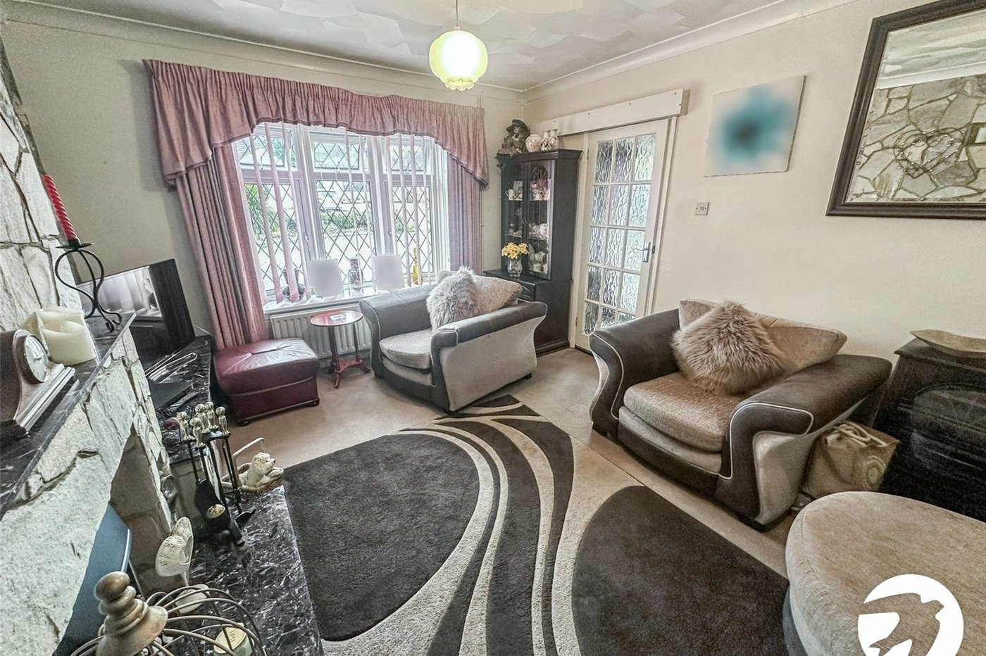 2 bedroom bungalow for sale in Rochester | Robinson Michael & Jackson