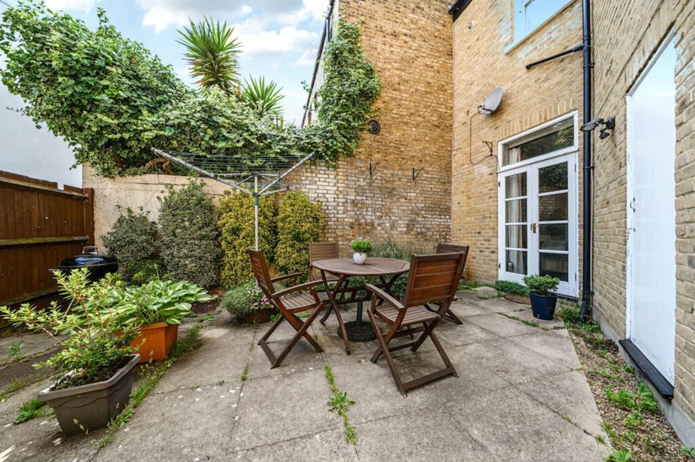 1 bedroom property for sale in London | Robinson Jackson