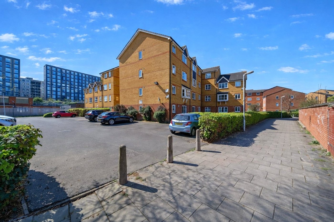 1 bedroom property for sale in London | Robinson Jackson