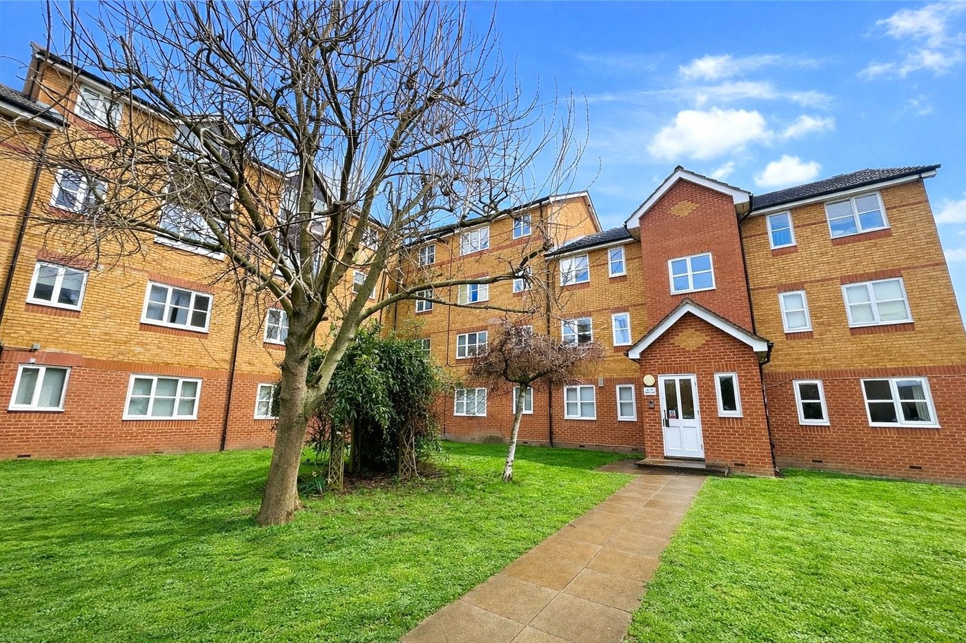 1 bedroom property for sale in London | Robinson Jackson