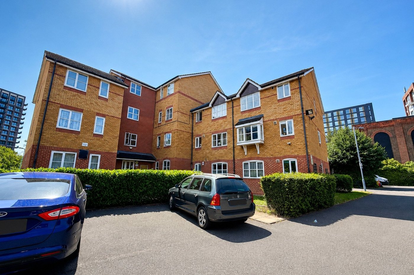 1 bedroom property for sale in London | Robinson Jackson