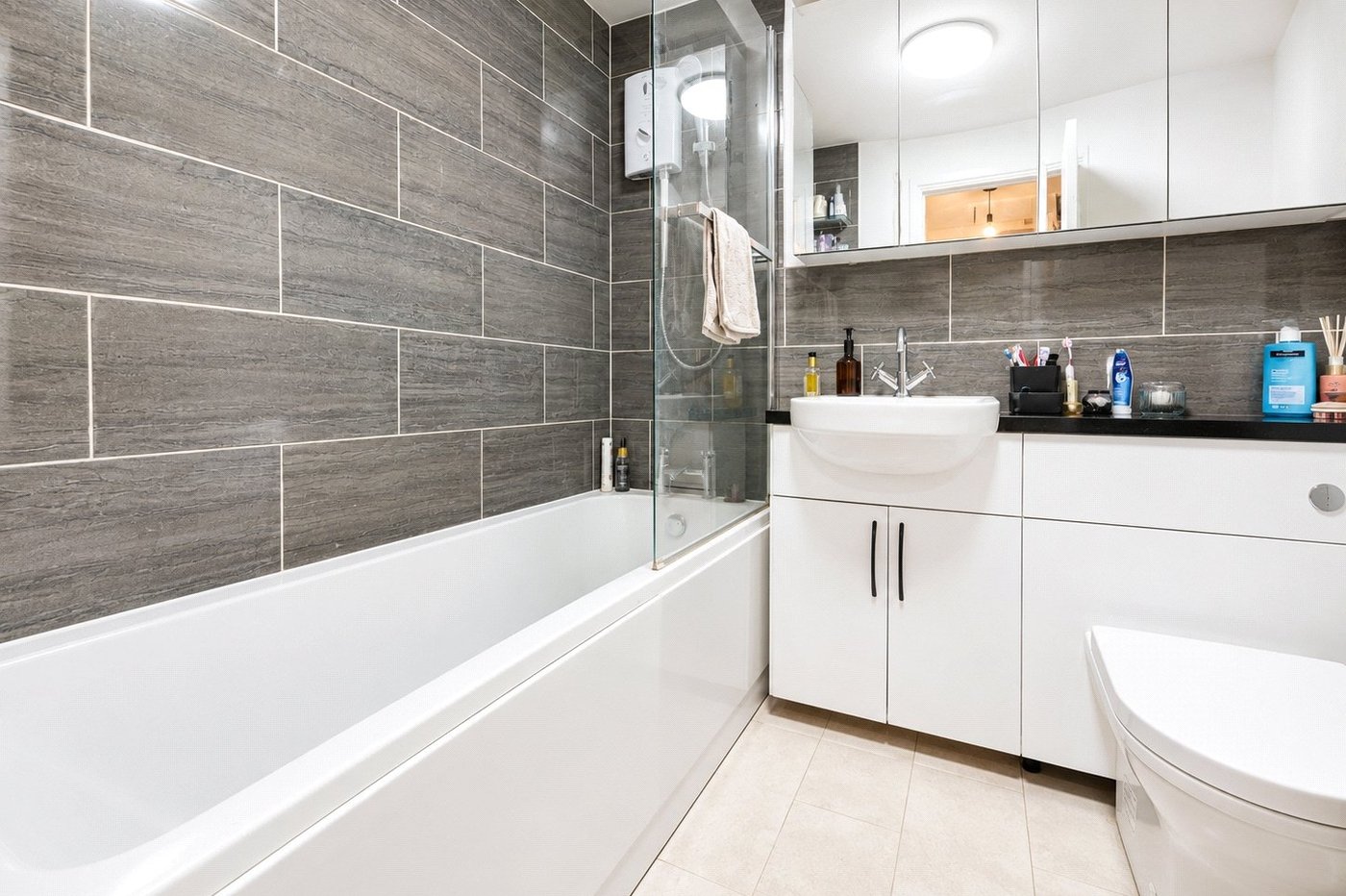 1 bedroom property for sale in London | Robinson Jackson