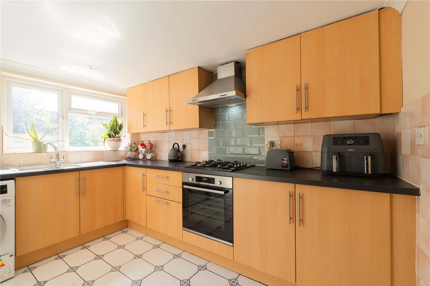 3 bedroom house for sale in Gravesend | Robinson Michael & Jackson
