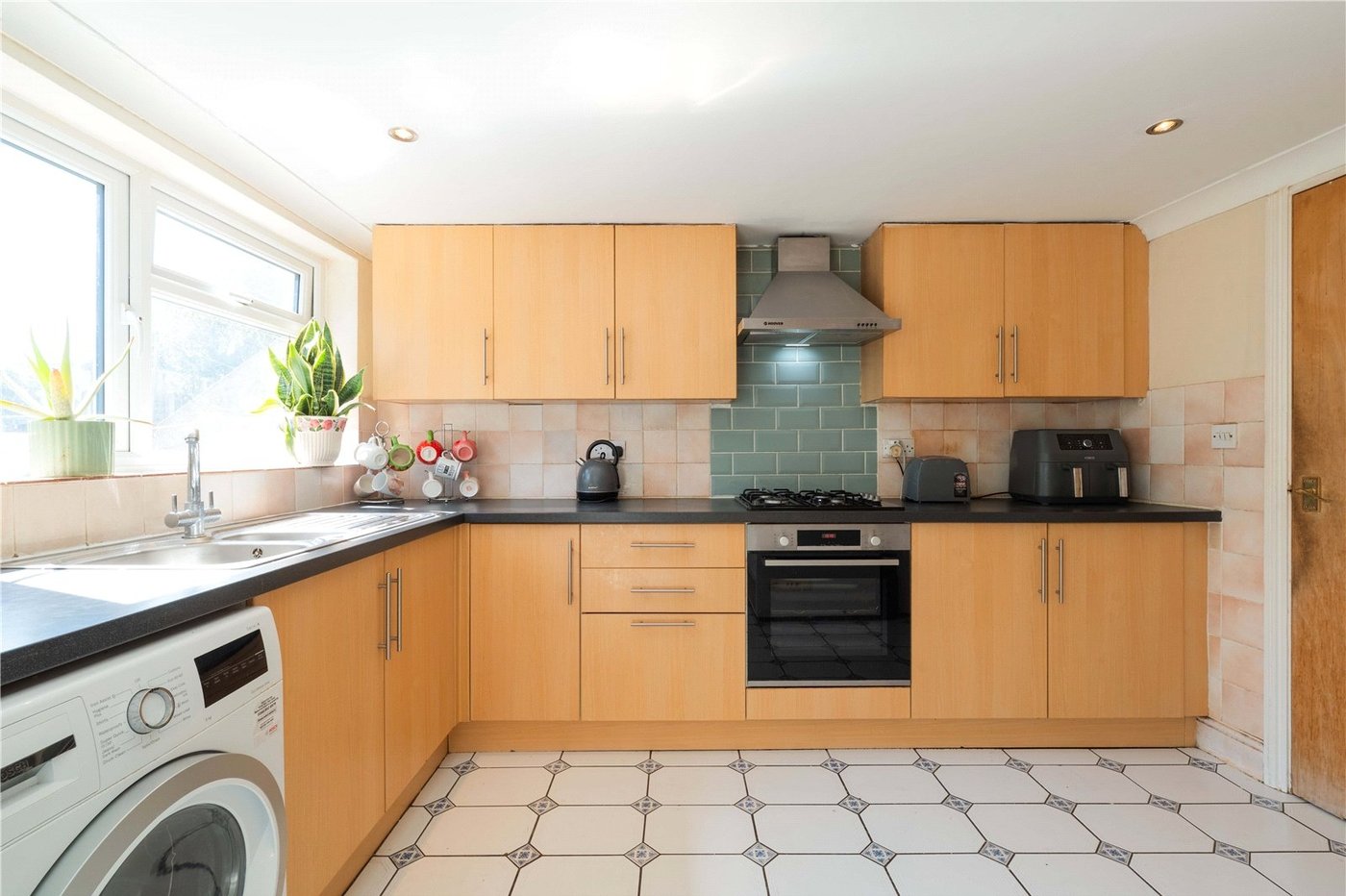 3 bedroom house for sale in Gravesend | Robinson Michael & Jackson