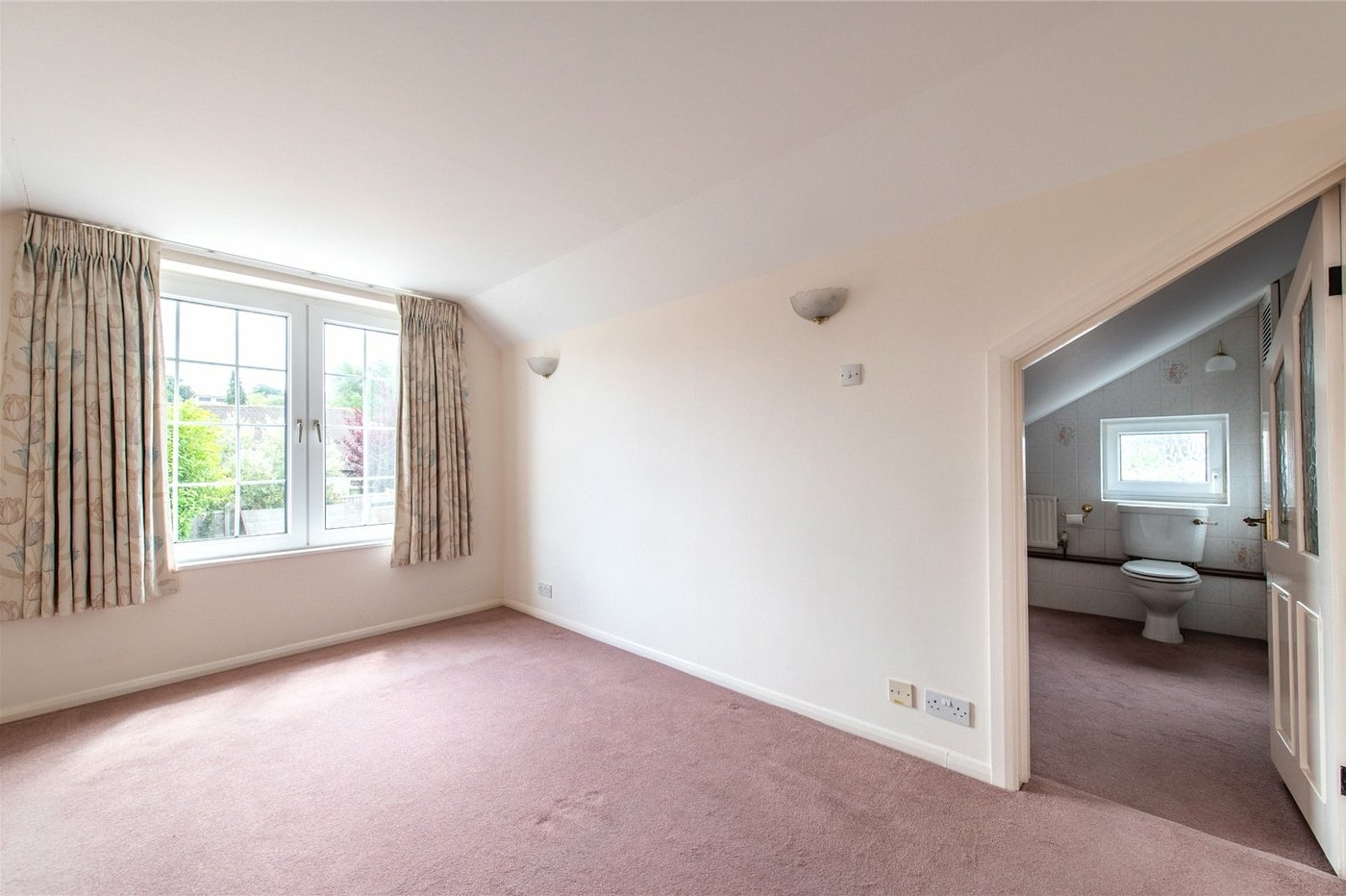 2 bedroom bungalow for sale in Higham | Robinson Michael & Jackson