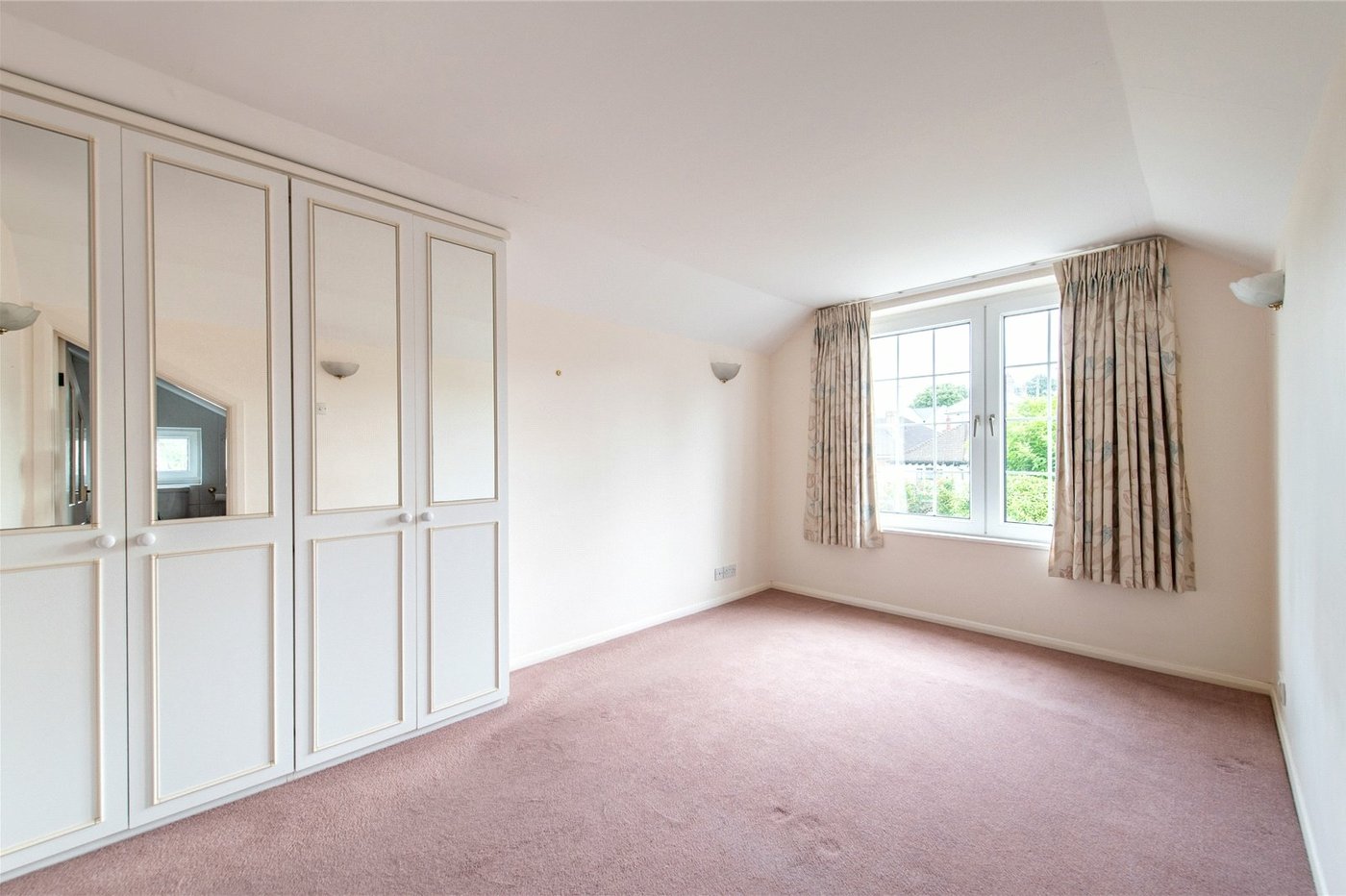 2 bedroom bungalow for sale in Higham | Robinson Michael & Jackson