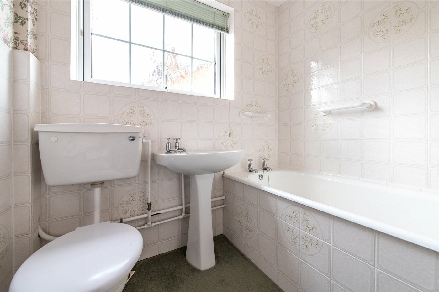 2 bedroom bungalow for sale in Higham | Robinson Michael & Jackson