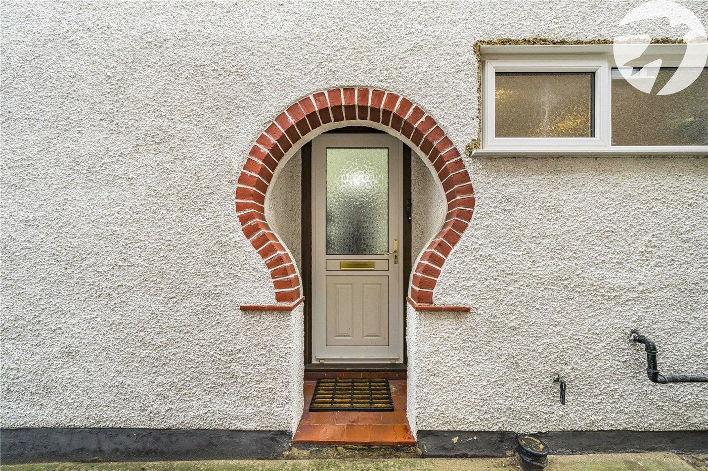 3 bedroom property for sale in West Dartford | Robinson Jackson