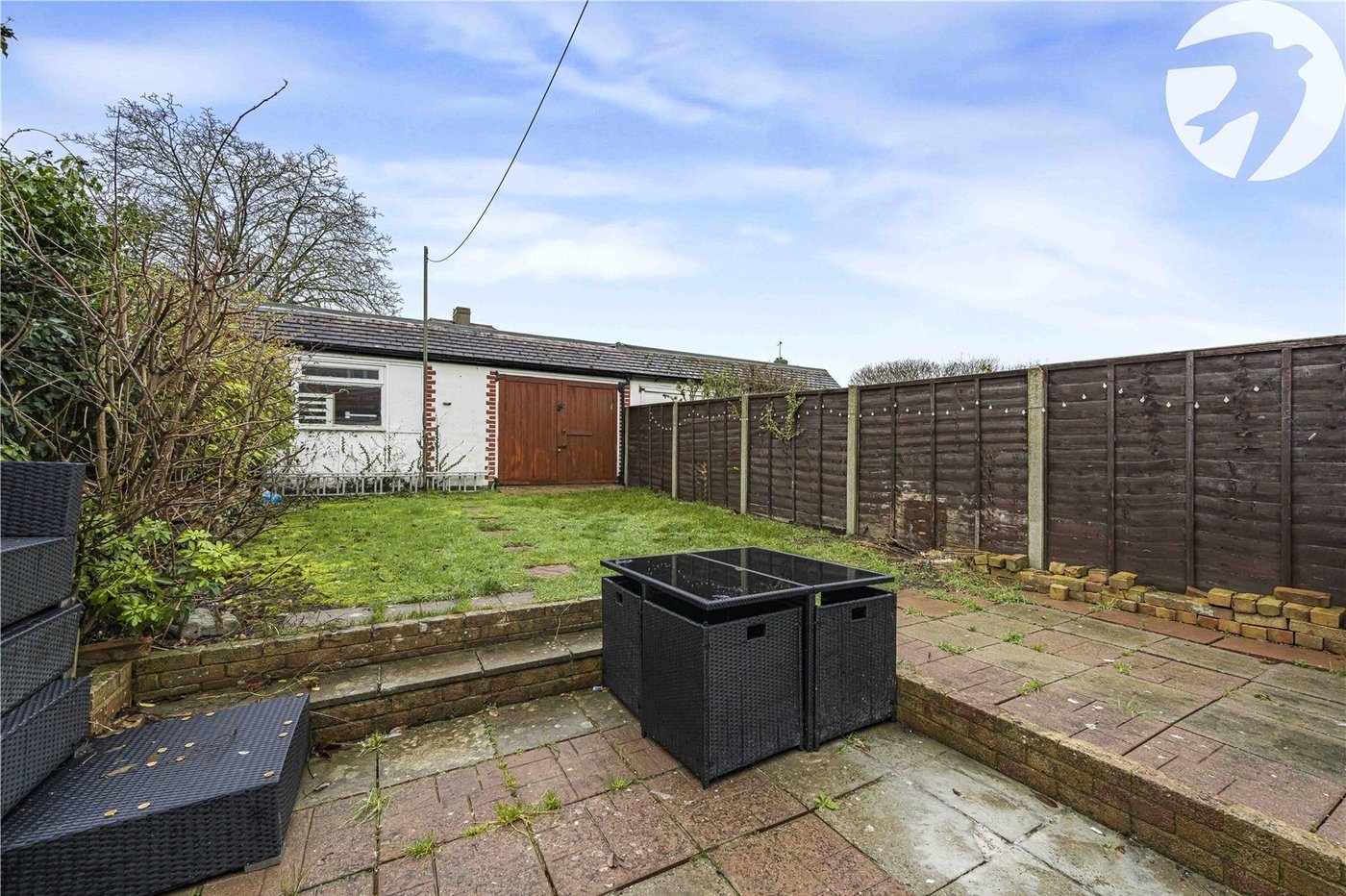 3 bedroom property for sale in West Dartford | Robinson Jackson