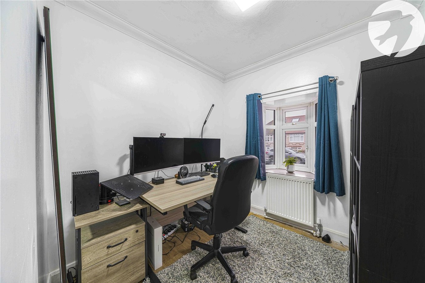 3 bedroom property for sale in West Dartford | Robinson Jackson