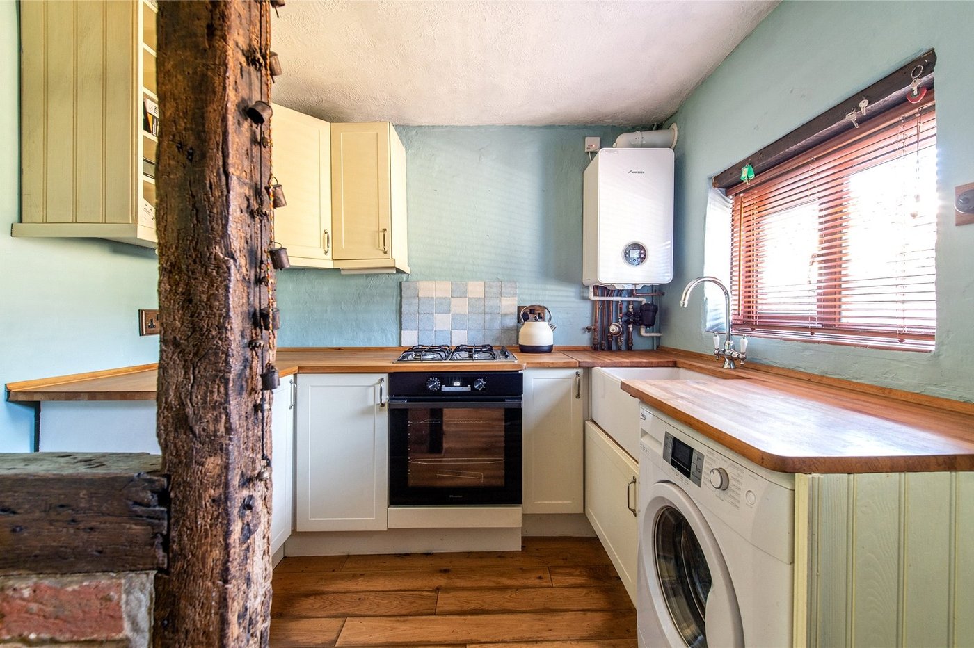 2 bedroom house for sale in Weavering | Robinson Michael & Jackson