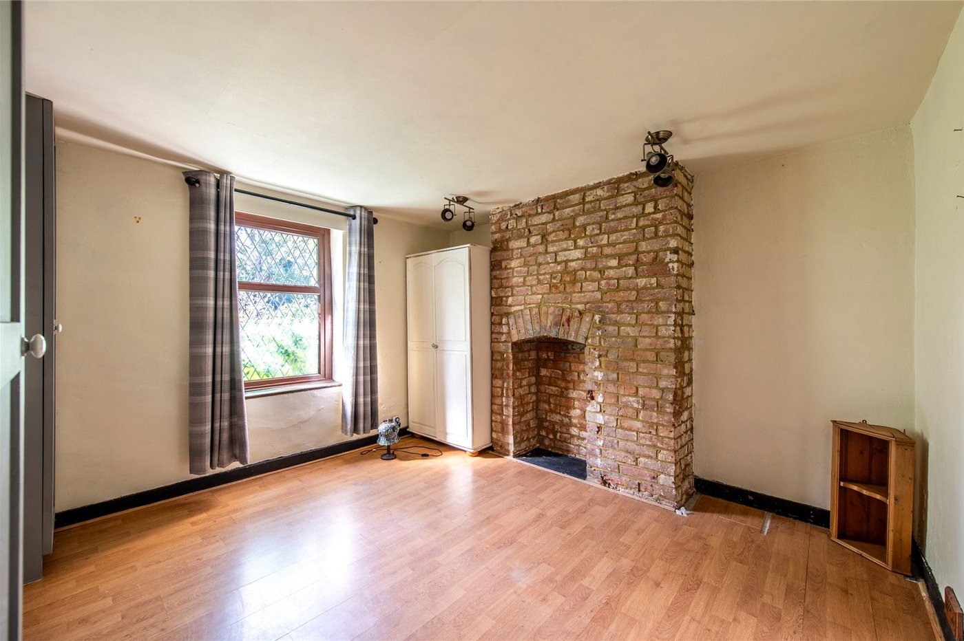 2 bedroom house for sale in Weavering | Robinson Michael & Jackson