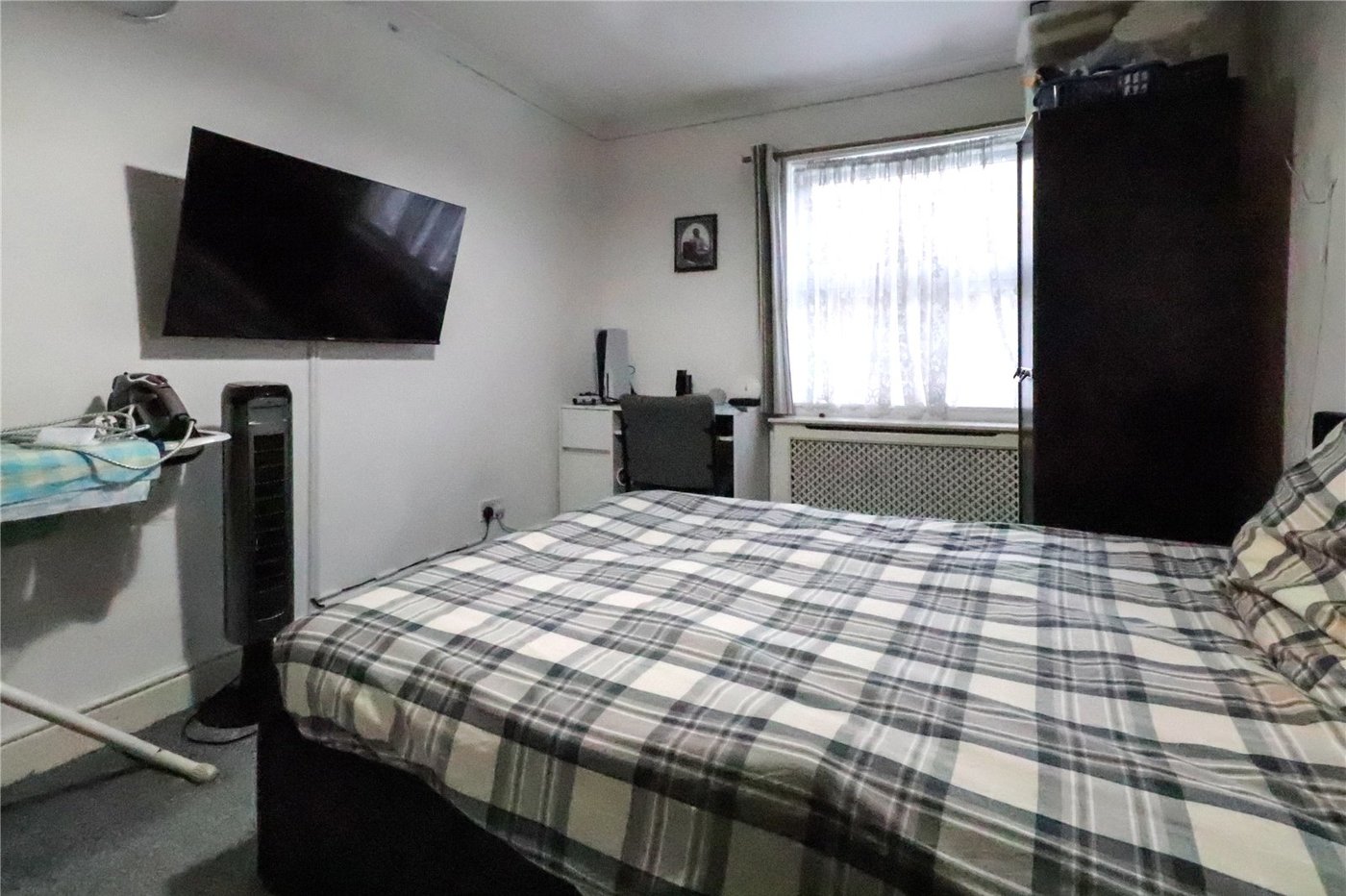 4 bedroom property for sale in Erith | Robinson Jackson