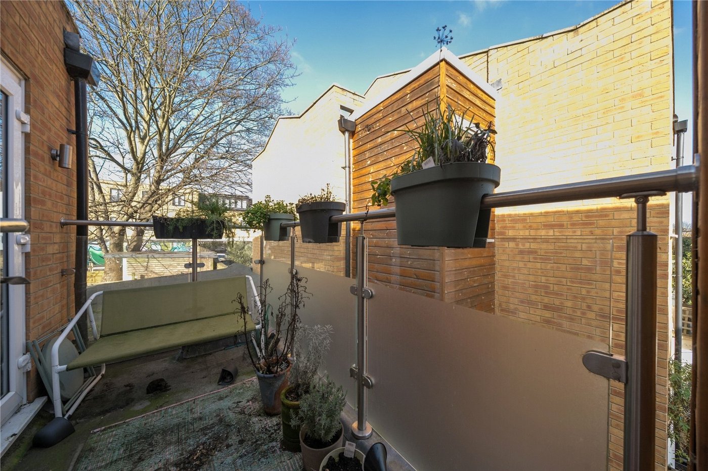2 bedroom house for sale in Penge | Robinson Jackson
