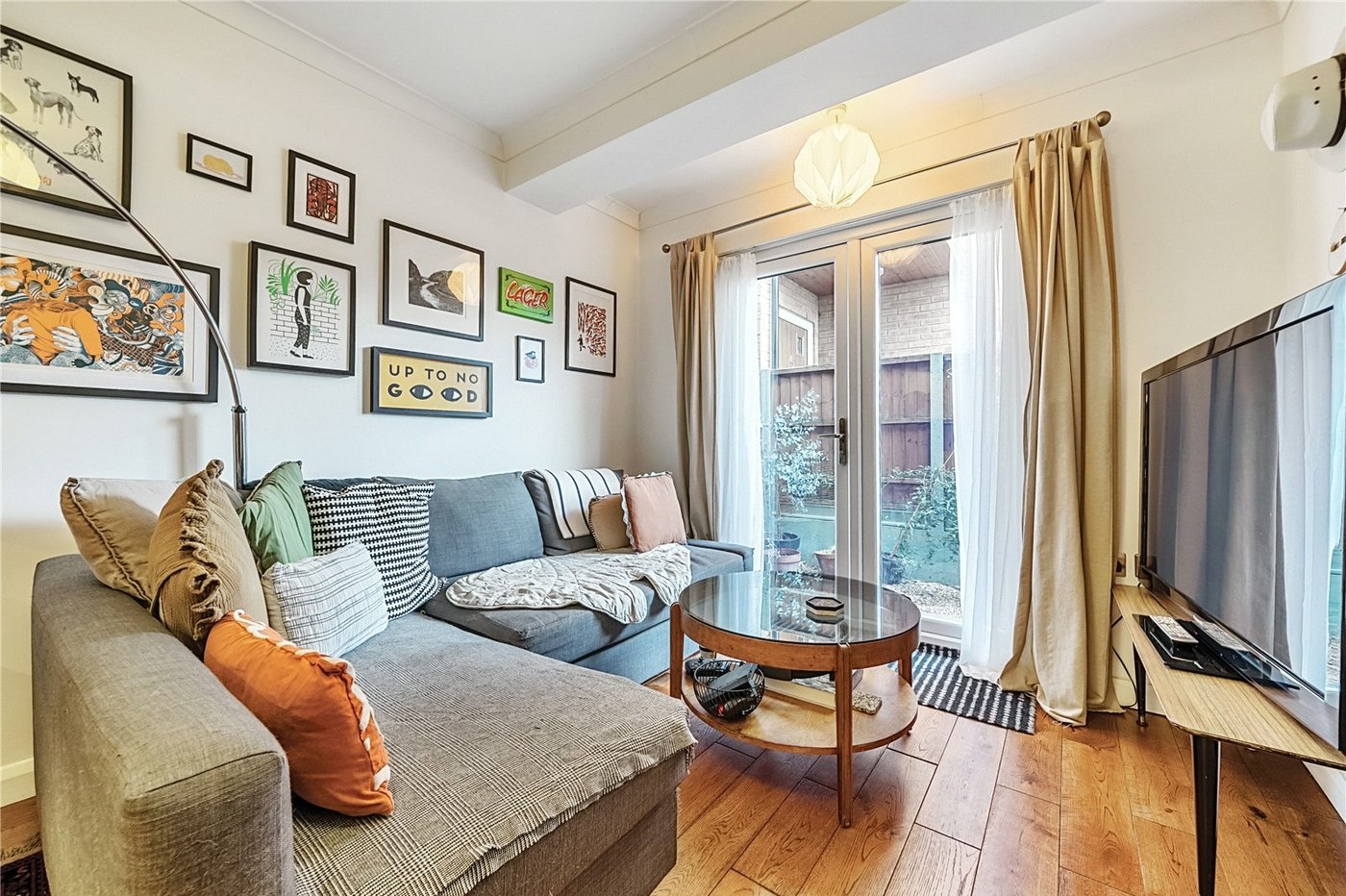 2 bedroom house for sale in Penge | Robinson Jackson