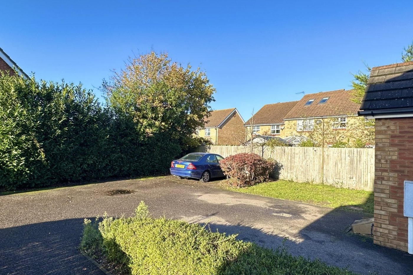 house for sale in Kent, DA10 Robinson Jackson