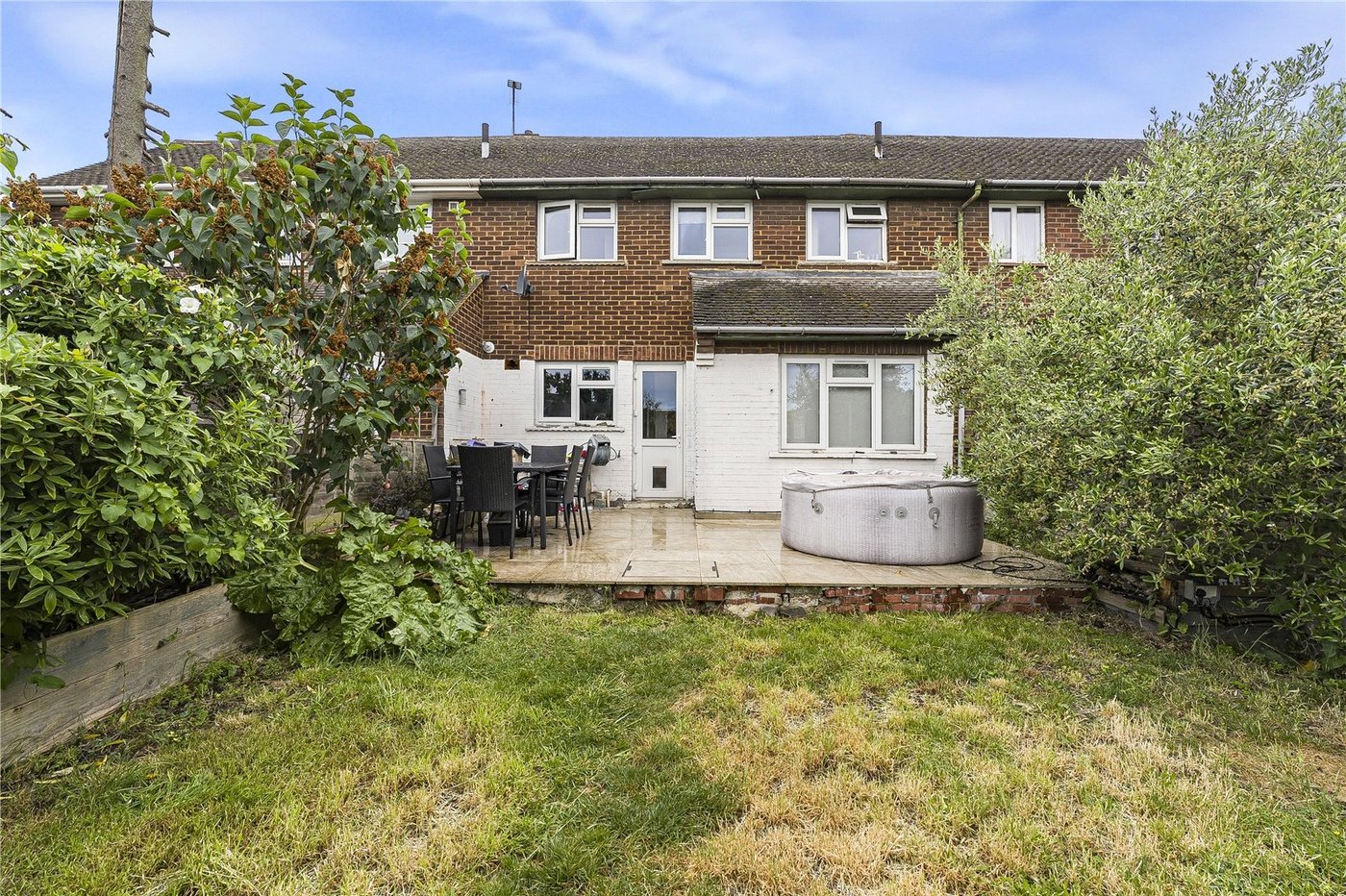 2 bedroom house for sale in Dartford | Robinson Jackson