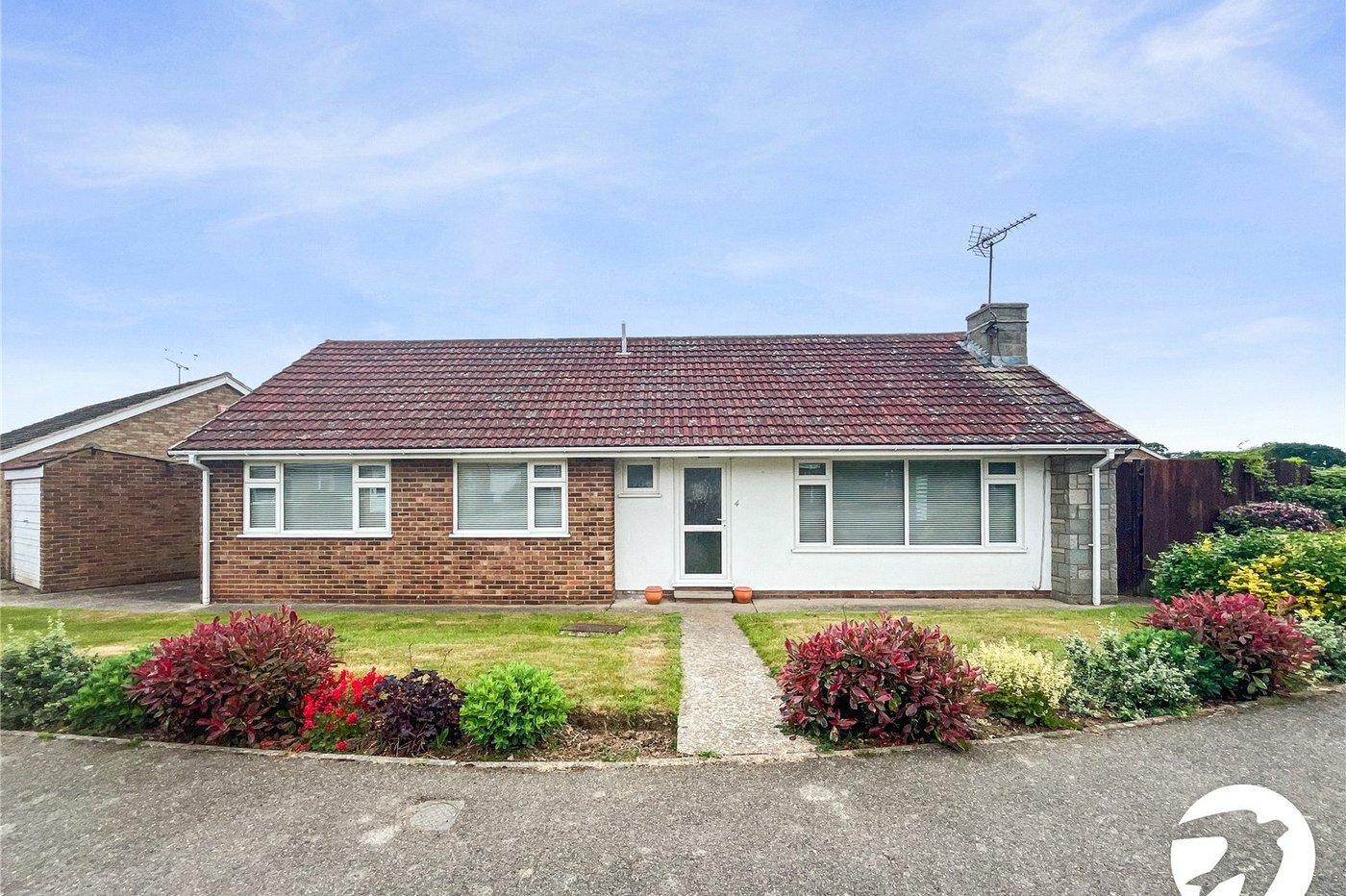 3 bedroom bungalow for sale in Sittingbourne | Robinson Michael & Jackson