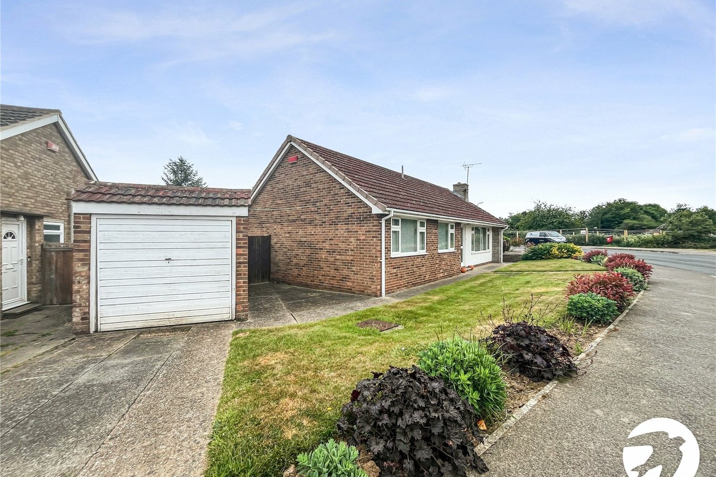 3 bedroom bungalow for sale in Sittingbourne | Robinson Michael & Jackson