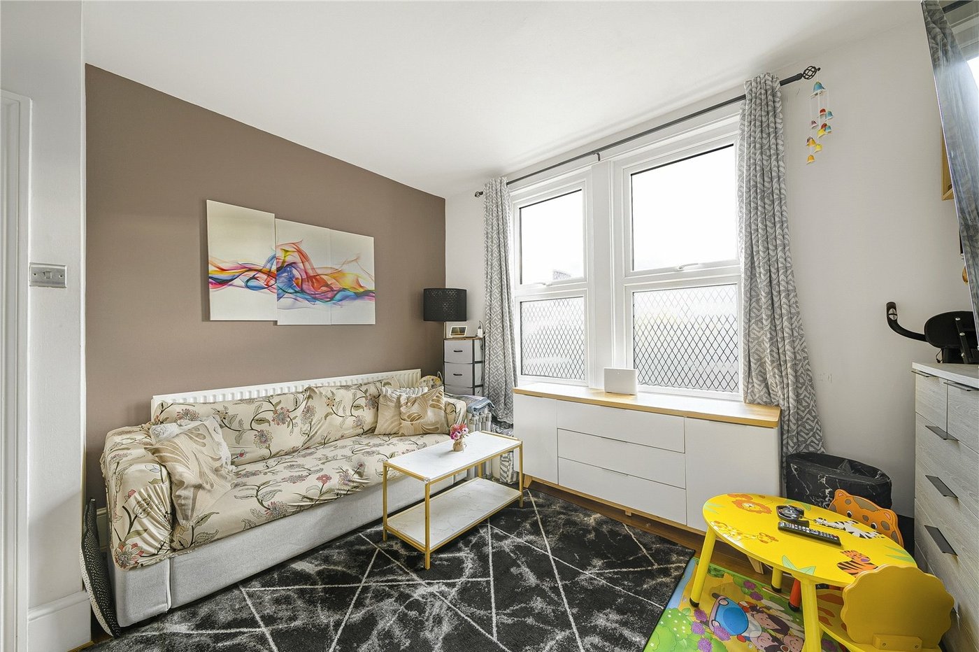 1 bedroom property for sale in Springfield Road | Robinson Jackson