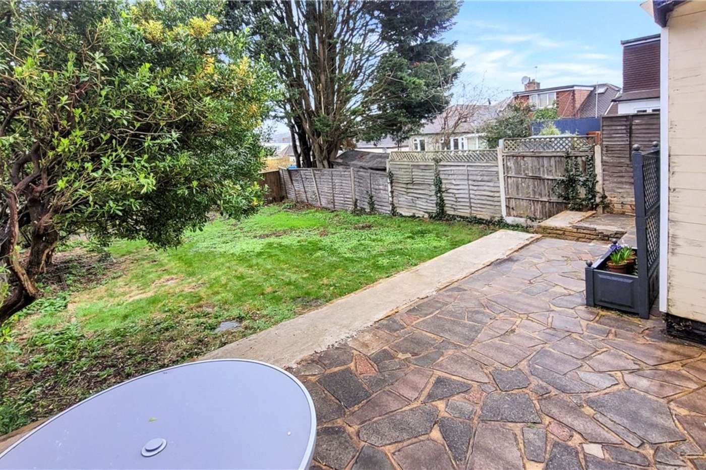 2 bedroom bungalow for sale in St Paul's Cray | Robinson Jackson