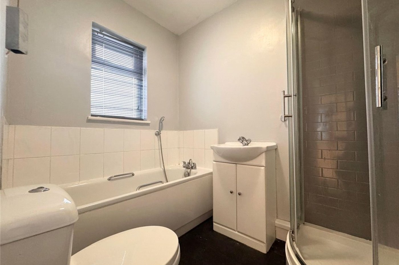 2 bedroom bungalow for sale in St Pauls Cray | Robinson Jackson