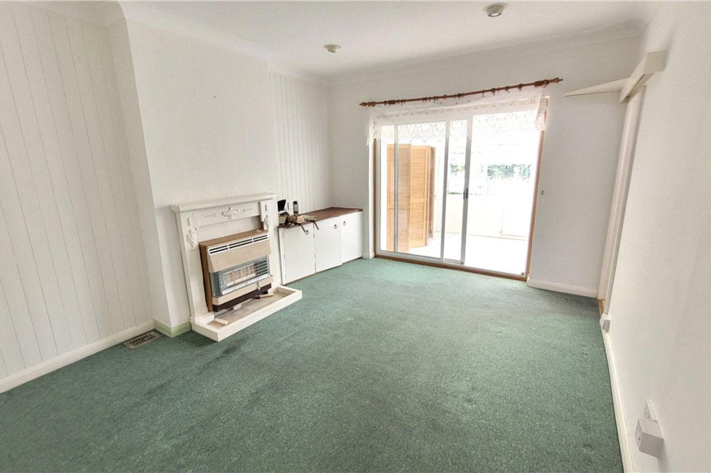 2 bedroom bungalow for sale in St Pauls Cray | Robinson Jackson
