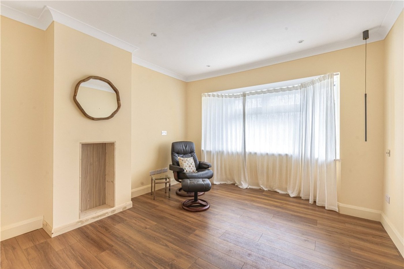 2 bedroom bungalow for sale in St Pauls Cray | Robinson Jackson