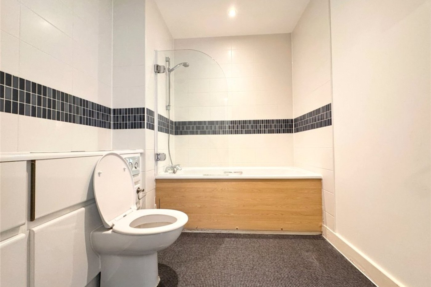 2 bedroom property for sale in Orpington | Robinson Jackson