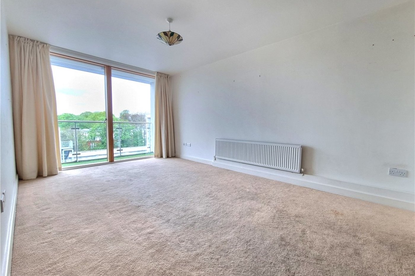 2 bedroom property for sale in Orpington | Robinson Jackson