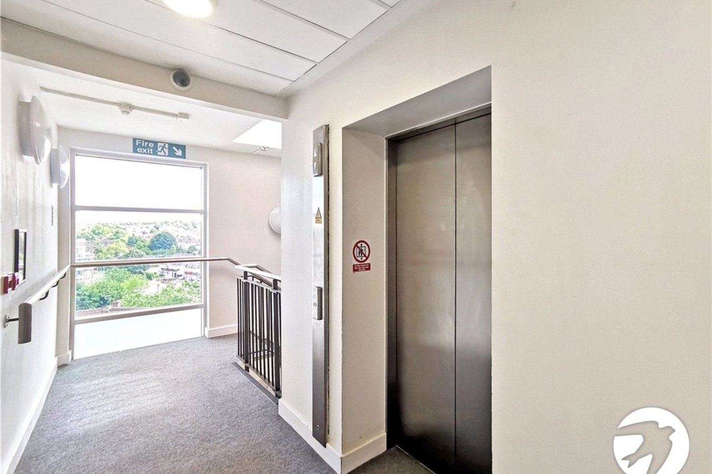 2 bedroom property for sale in Orpington | Robinson Jackson