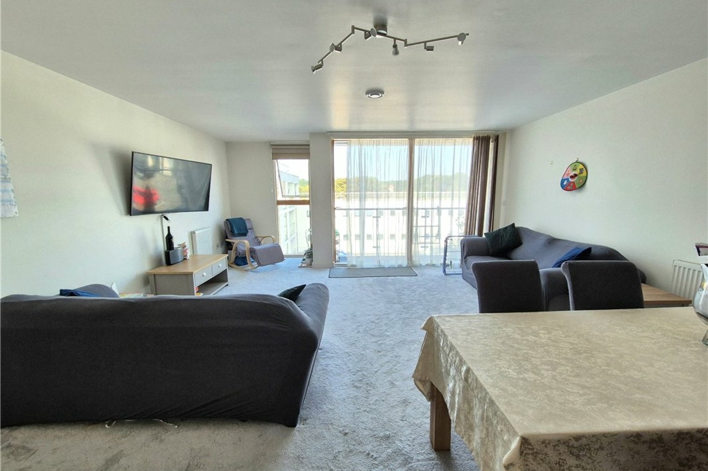 2 bedroom property for sale in Orpington | Robinson Jackson